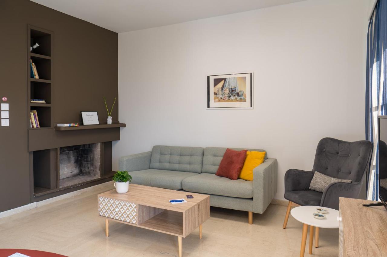 Chroma Lodge Rafina Eksteriør billede