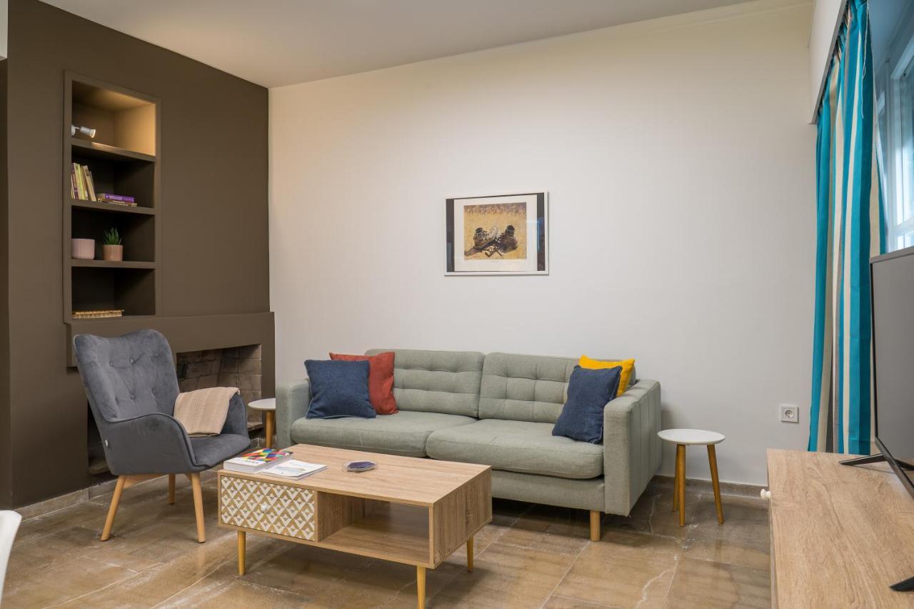 Chroma Lodge Rafina Eksteriør billede