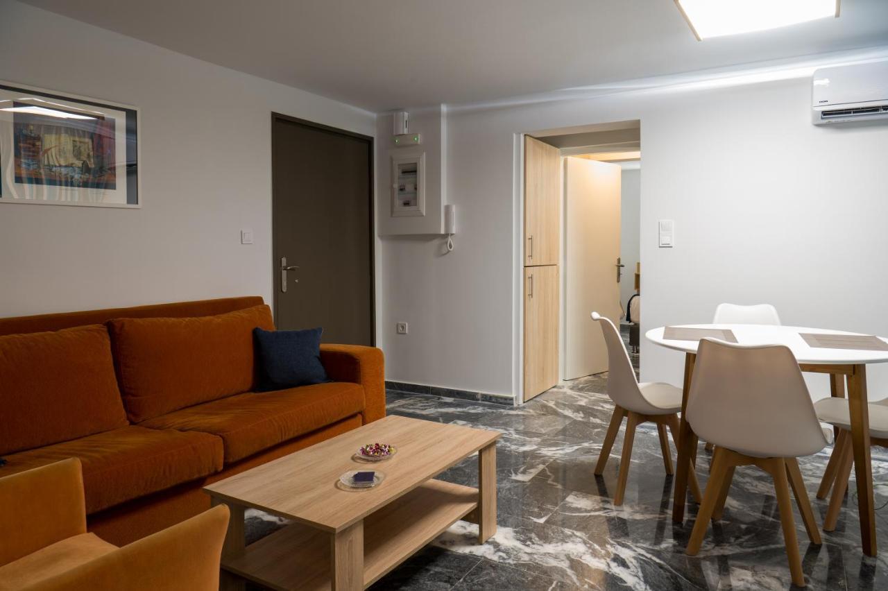 Chroma Lodge Rafina Eksteriør billede