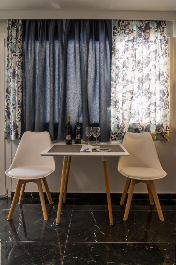 Chroma Lodge Rafina Eksteriør billede
